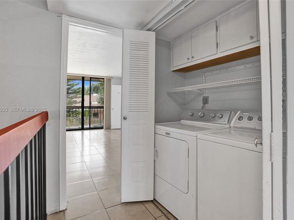 20607 NE 7th Ct, Miami FL 33179