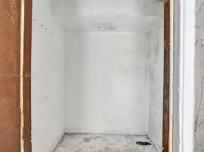 20607 NE 7th Ct, Miami FL 33179