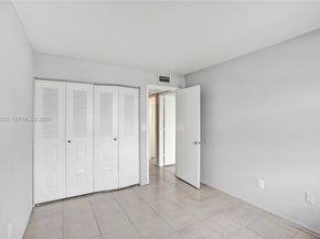 20607 NE 7th Ct, Miami FL 33179