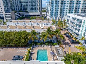 2134 Van Buren St 306, Hollywood FL 33020