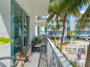 2134 Van Buren St 306, Hollywood FL 33020
