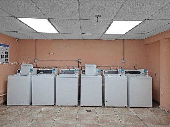 1810 W 56th St 3204, Hialeah FL 33012
