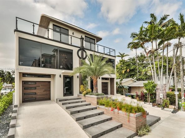 323 Hendricks Isle, Fort Lauderdale FL 33301