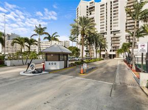 300 Three Islands Blvd 417, Hallandale Beach FL 33009