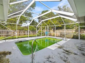 417 SW 1st Ave, Boynton Beach FL 33435