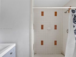 417 SW 1st Ave, Boynton Beach FL 33435