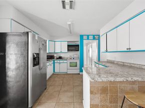 417 SW 1st Ave, Boynton Beach FL 33435