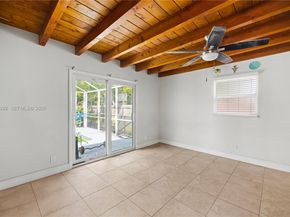 417 SW 1st Ave, Boynton Beach FL 33435