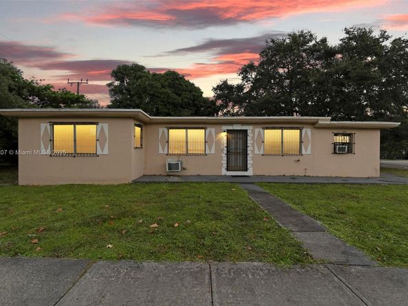 16301 NW 32nd Ave, Miami Gardens FL 33054