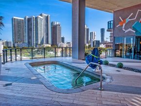 121 NE 34th St 2811, Miami FL 33137