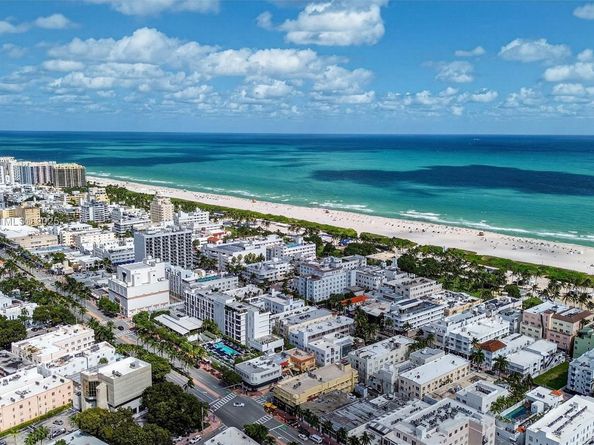 635 8th St 205, Miami Beach FL 33139