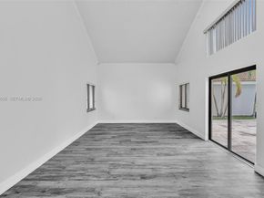 17532 NW 61st Ct N, Hialeah FL 33015