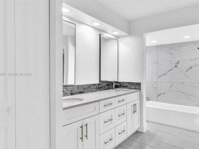 17532 NW 61st Ct N, Hialeah FL 33015