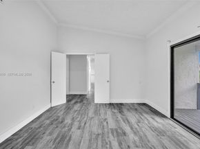 17532 NW 61st Ct N, Hialeah FL 33015