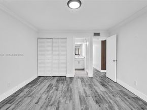 17532 NW 61st Ct N, Hialeah FL 33015