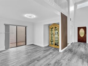 17532 NW 61st Ct N, Hialeah FL 33015