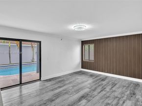 17532 NW 61st Ct N, Hialeah FL 33015