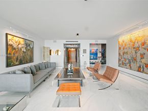 1660 W Glencoe St 401, Miami FL 33133