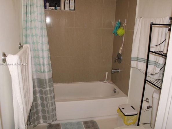 1221 SW 122nd Ave 401, Miami FL 33184