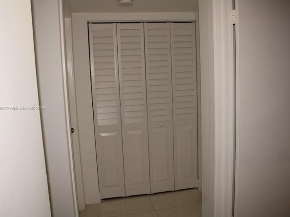 1221 SW 122nd Ave 401, Miami FL 33184