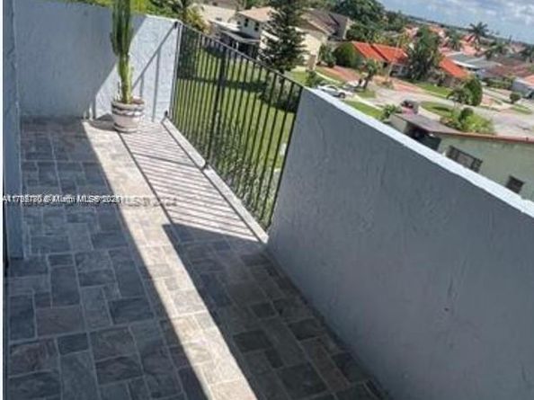 1221 SW 122nd Ave 401, Miami FL 33184