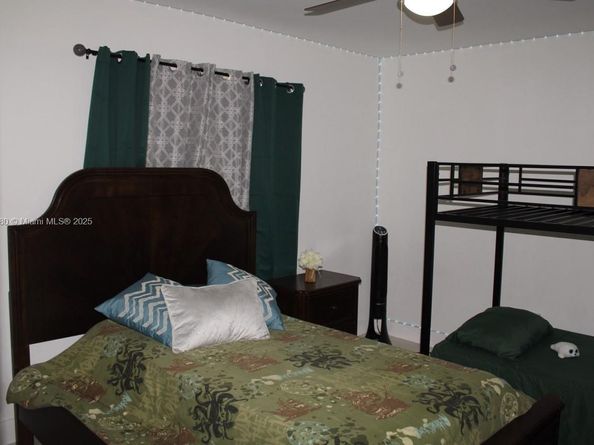 1221 SW 122nd Ave 401, Miami FL 33184