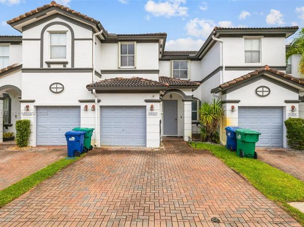 11507 NW 77th St, Doral FL 33178