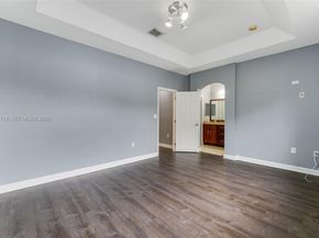 11507 NW 77th St, Doral FL 33178