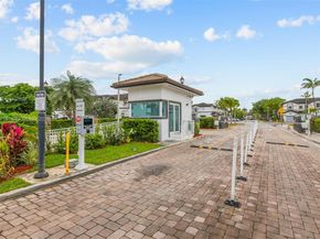 11507 NW 77th St, Doral FL 33178