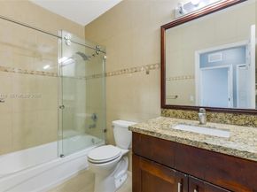 11507 NW 77th St, Doral FL 33178