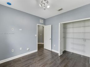 11507 NW 77th St, Doral FL 33178