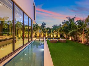 2355 Meridian Ave, Miami Beach FL 33140