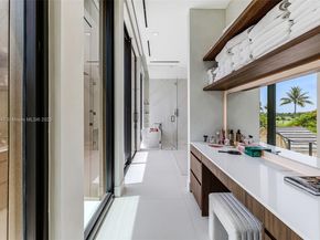 2355 Meridian Ave, Miami Beach FL 33140