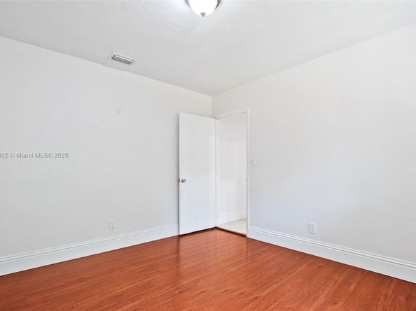 110 NW 78th Ave, Pembroke Pines FL 33024