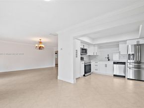110 NW 78th Ave, Pembroke Pines FL 33024
