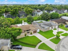 110 NW 78th Ave, Pembroke Pines FL 33024
