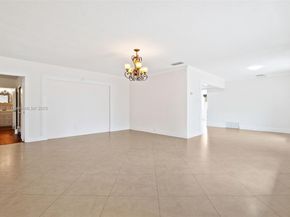 110 NW 78th Ave, Pembroke Pines FL 33024