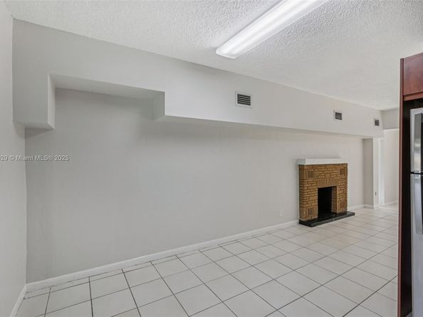 219 SW 21st Way, Fort Lauderdale FL 33312