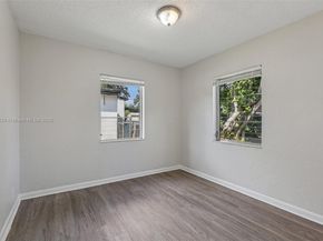 219 SW 21st Way, Fort Lauderdale FL 33312
