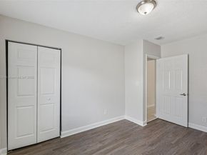219 SW 21st Way, Fort Lauderdale FL 33312