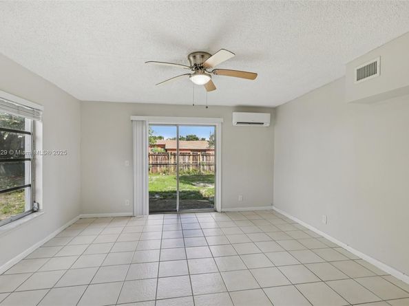219 SW 21st Way, Fort Lauderdale FL 33312