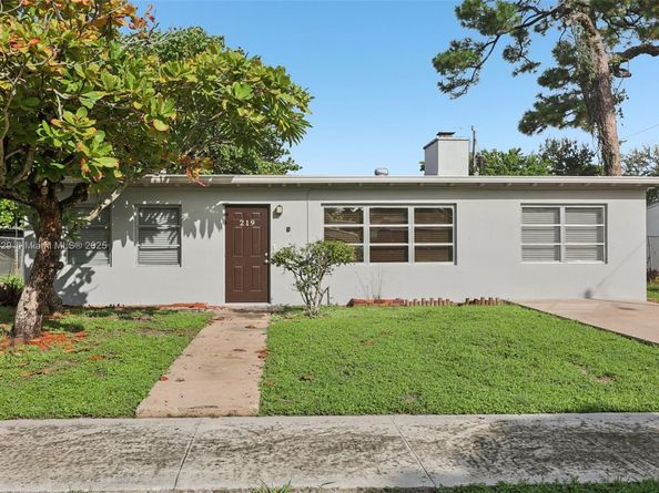 219 SW 21st Way, Fort Lauderdale FL 33312