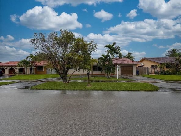 9744 SW 4th Ter, Miami FL 33174