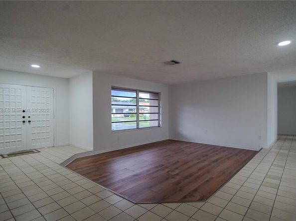 9744 SW 4th Ter, Miami FL 33174
