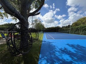 11300 NW 5th St, Plantation FL 33325