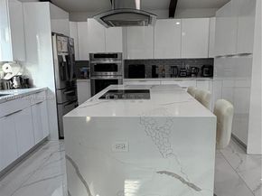 11300 NW 5th St, Plantation FL 33325