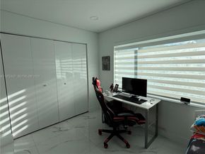 11300 NW 5th St, Plantation FL 33325