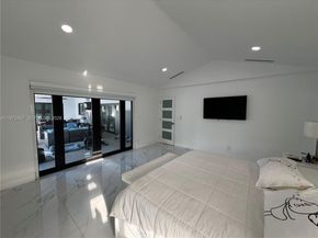 11300 NW 5th St, Plantation FL 33325