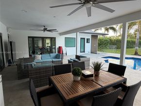 11300 NW 5th St, Plantation FL 33325