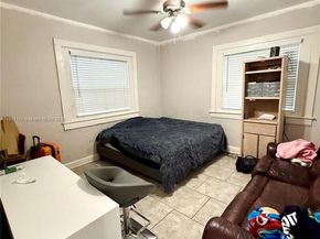 500 Evergreen Dr, Lake Park FL 33403